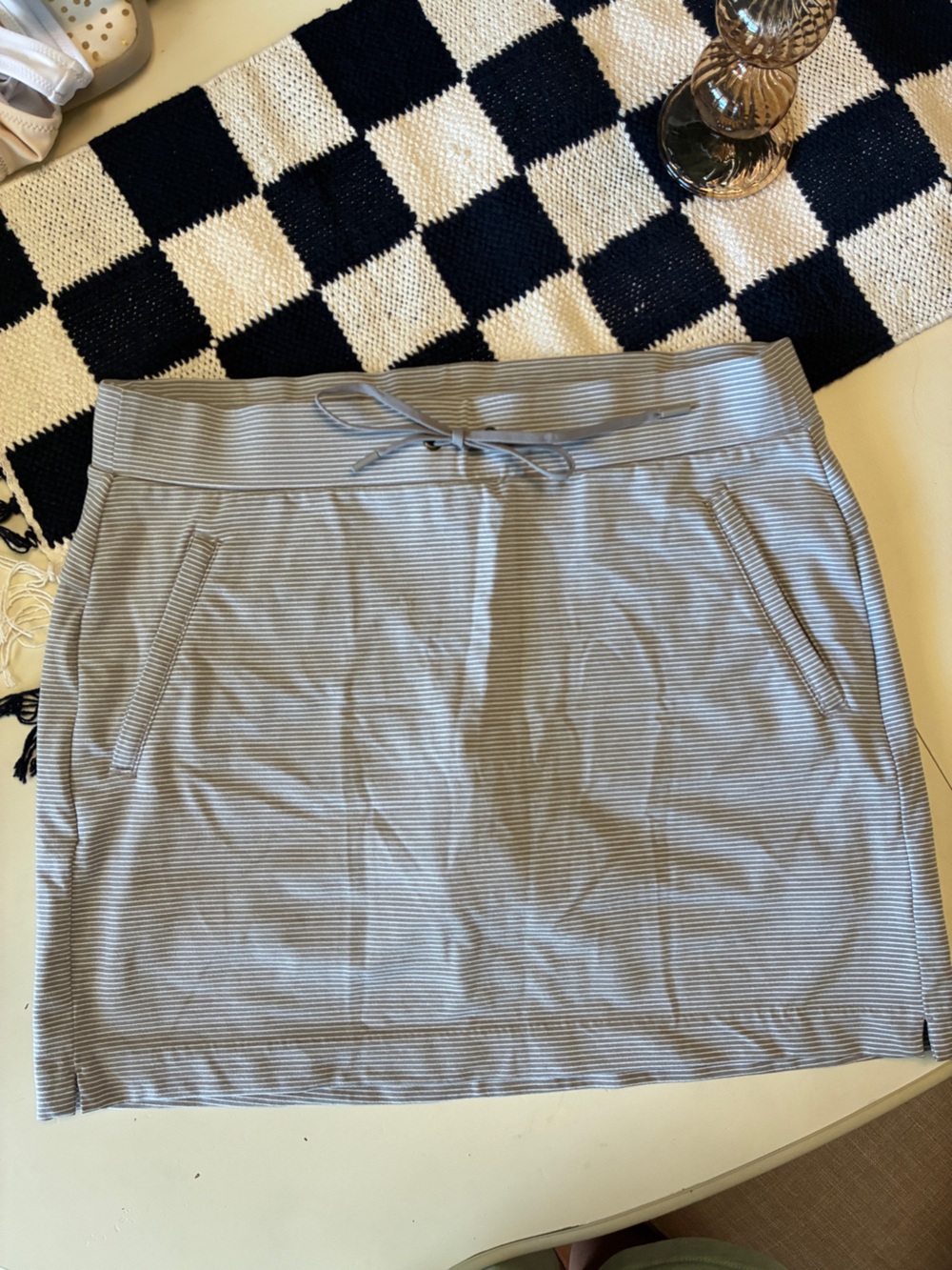 Athleta Light Gray Striped Drawstring Skort